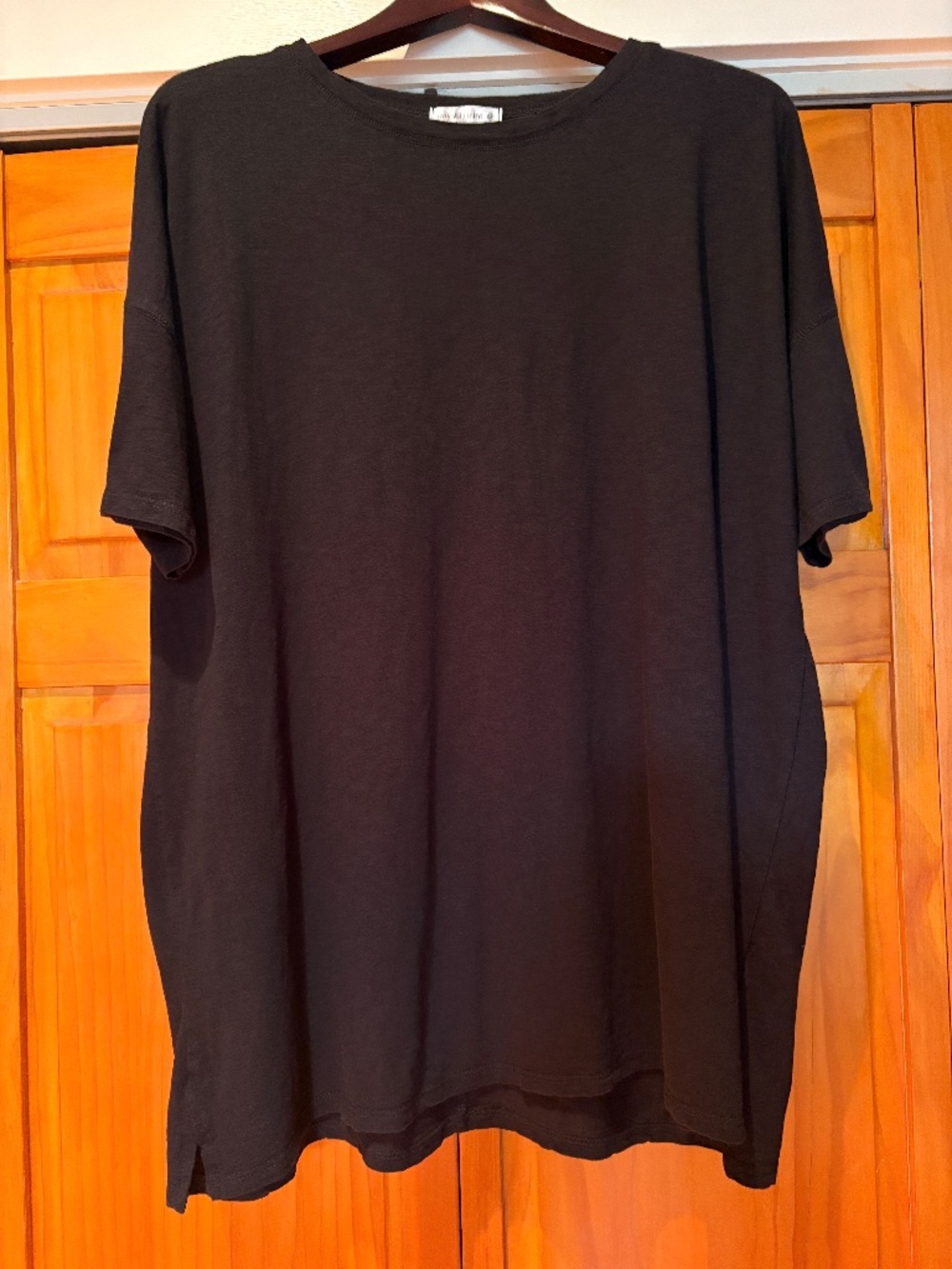 Wasabi + Mint Oversized Black Short Sleeve T-Shirt Size Medium